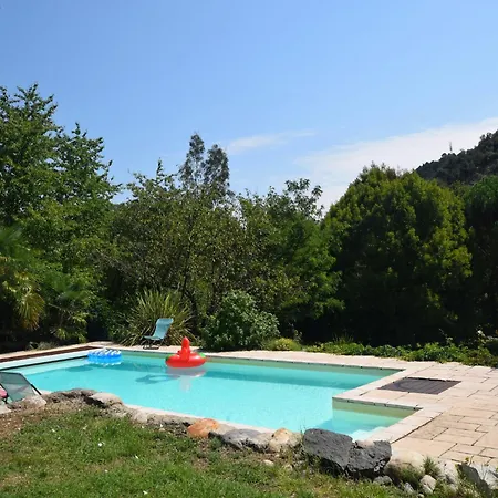 Lovely House With Grass Garden Shared Swimmingpool Next To The River Ard Che * Lalevade-d'Ardeche