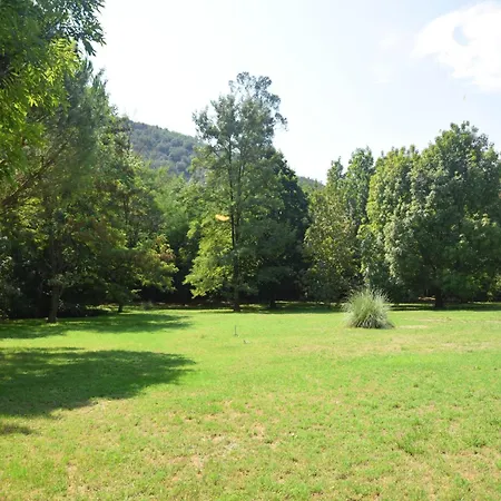 Lovely House With Grass Garden Shared Swimmingpool Next To The River Ard Che