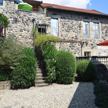 Lovely House With Grass Garden Shared Swimmingpool Next To The River Ard Che Lalevade-d'Ardeche