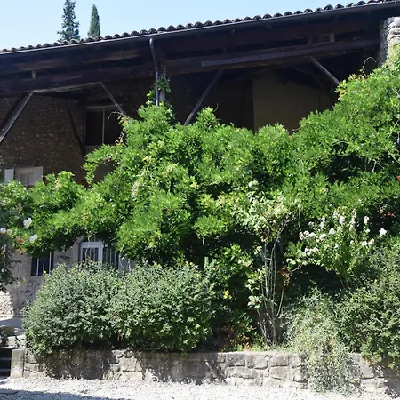Lovely House With Grass Garden Shared Swimmingpool Next To The River Ard Che Lalevade-d'Ardeche